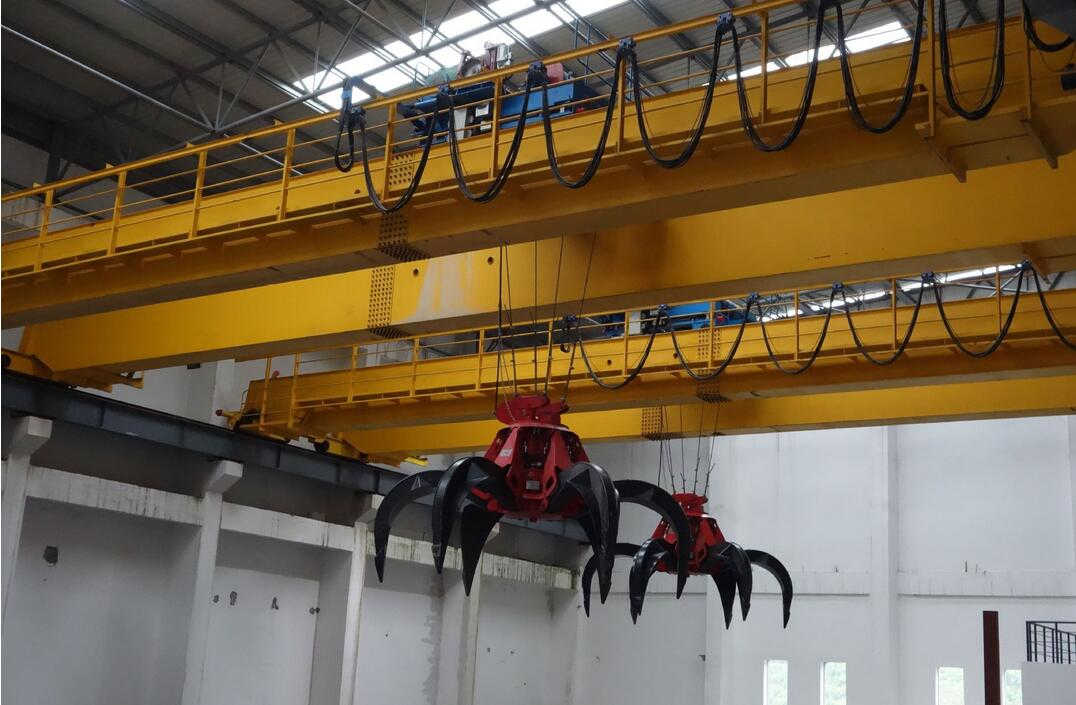 QZ-Overhead-Crane-With-Grab