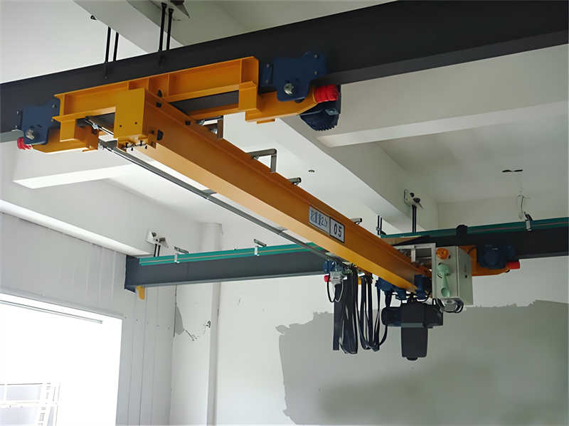 Underhung Cranes for Light-Duty Lifting